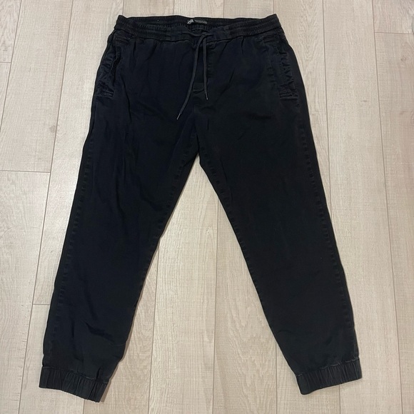 zara - Picture 1 of 6